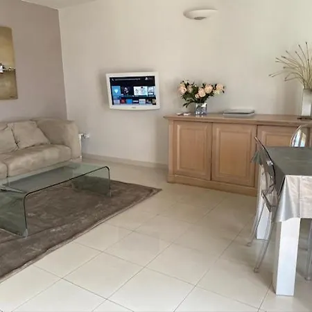 La Galiotte Sur Le Golfe De St Tropez * Cogolin