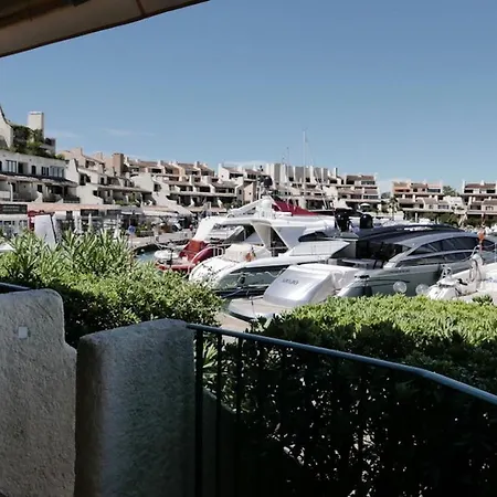 La Galiotte Sur Le Golfe De St Tropez 코골렝