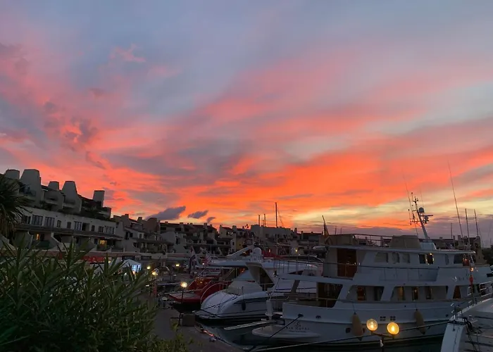 La Galiotte Sur Le Golfe De St Tropez * Cogolin